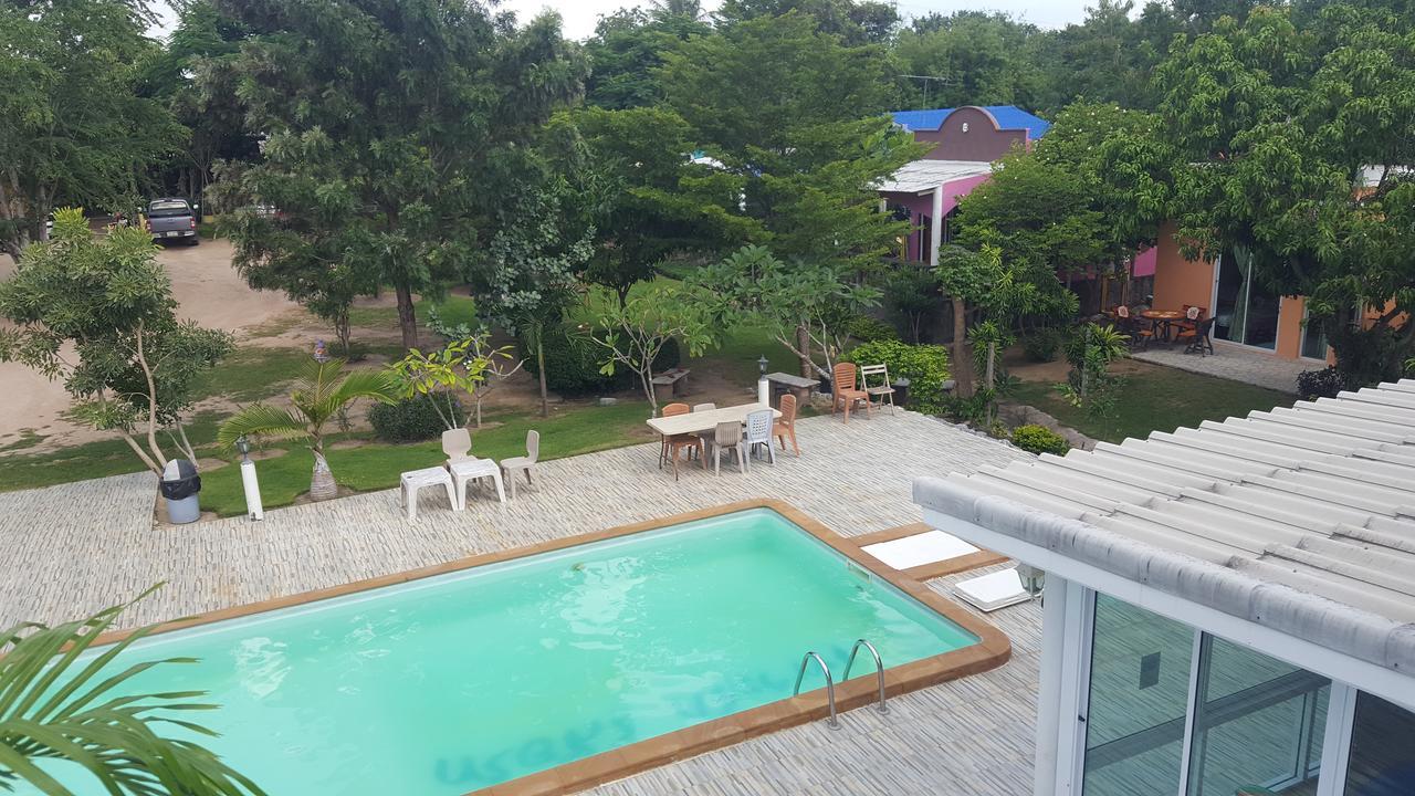 Poh Rak Resort At Pak Chong Ngoại thất bức ảnh